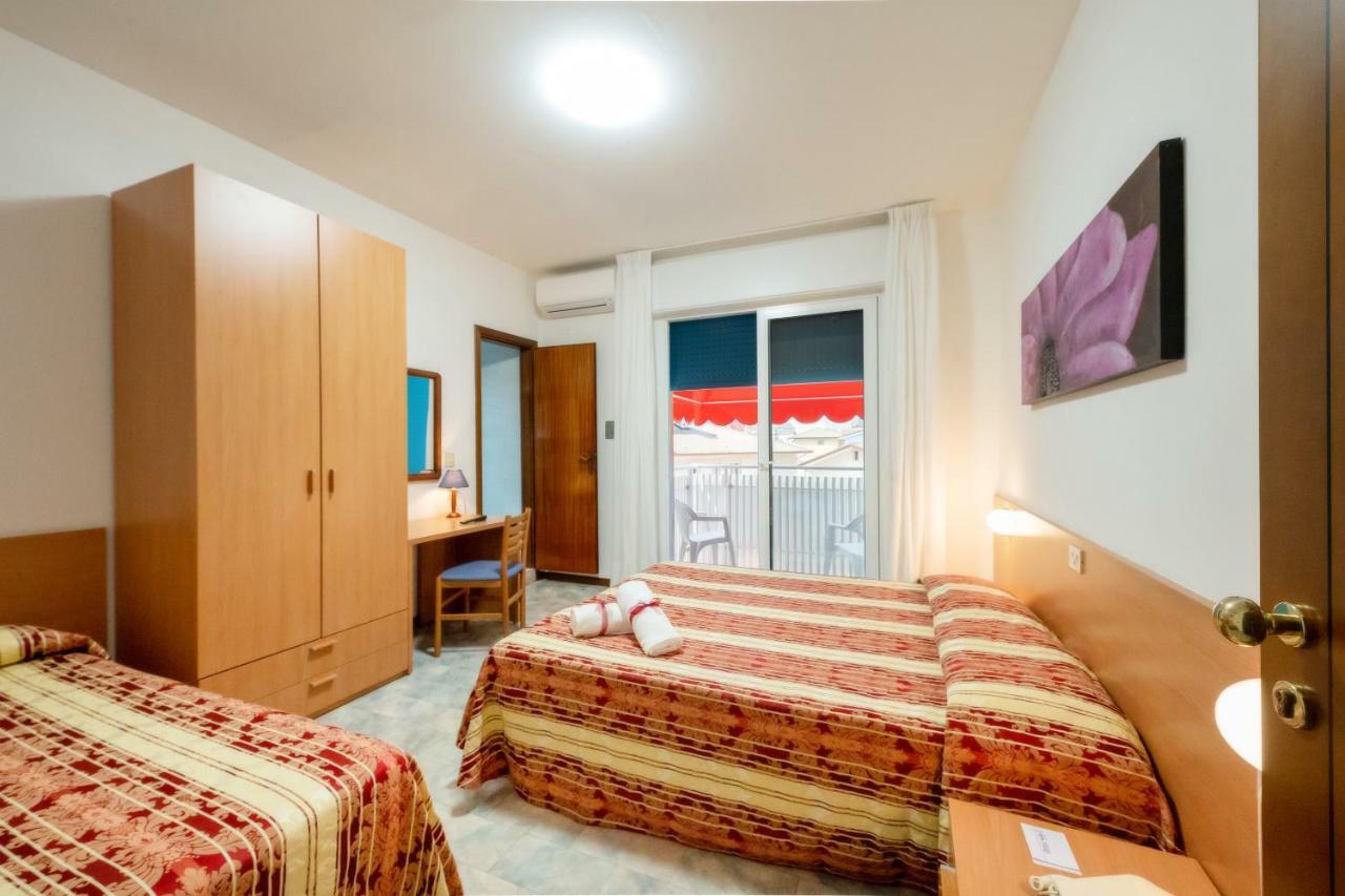 Hotel Stoccarda Caorle Exterior photo